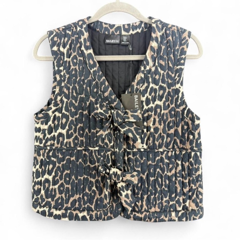 Bailey 44 Quilted Leopard Print Wrap Vest Sleeveless Jacket Size Small NWT